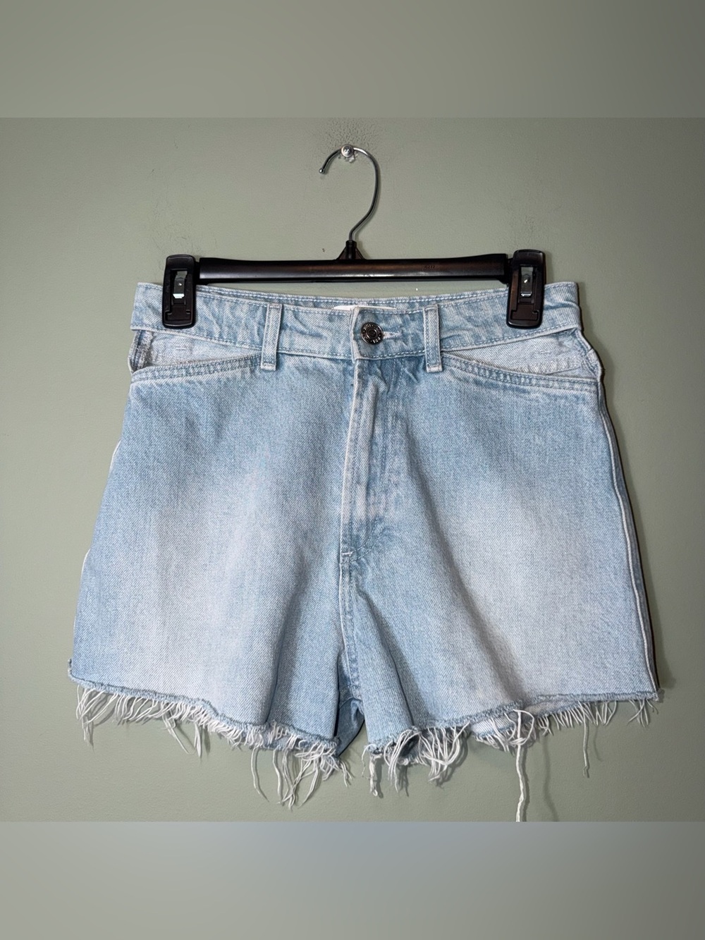 Zara Women’s Side Hip Cut Out Denim Shorts Light Wash Size 2 Raw Hem 100% Cotton